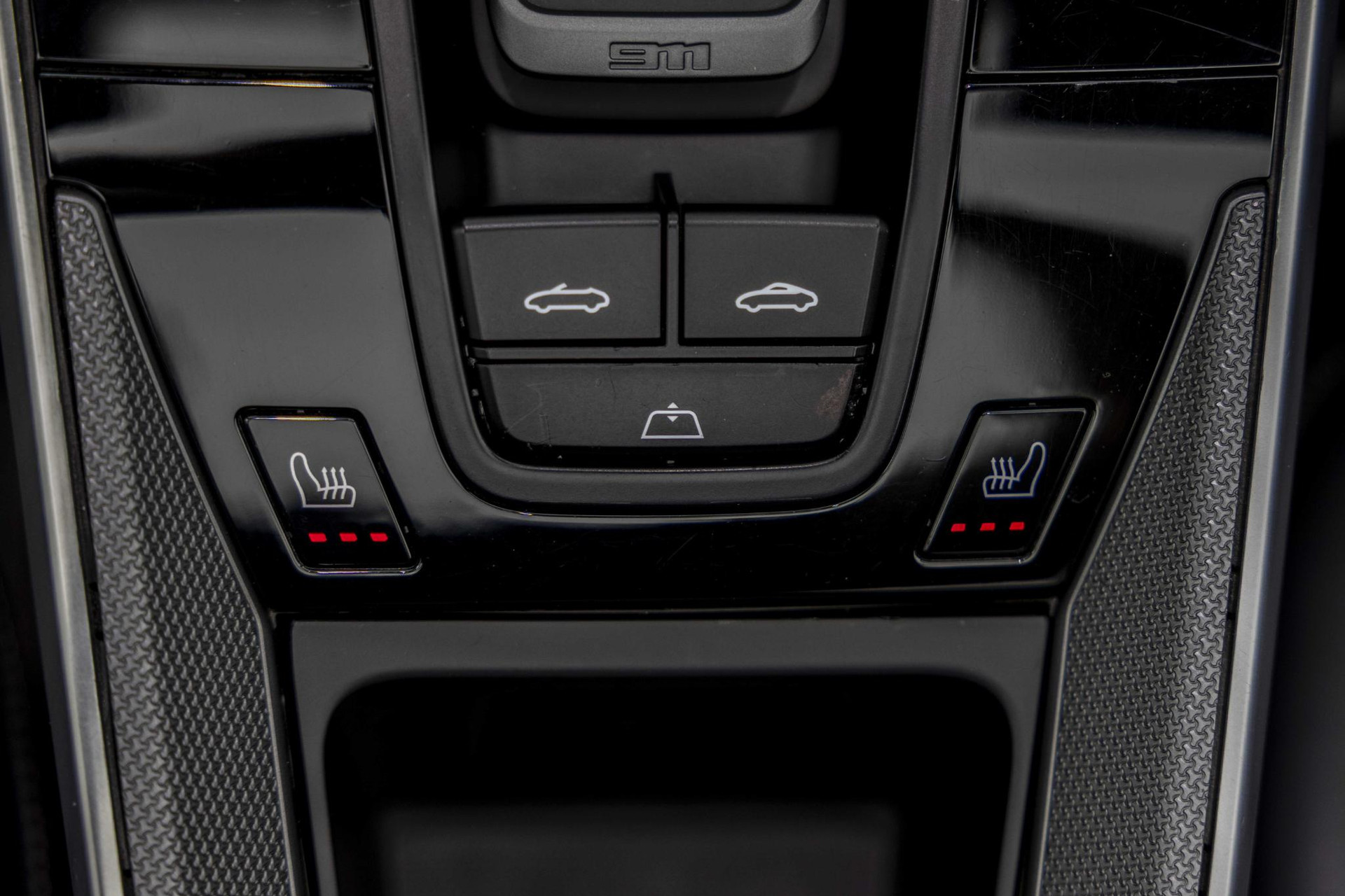 47287434-44.jpg