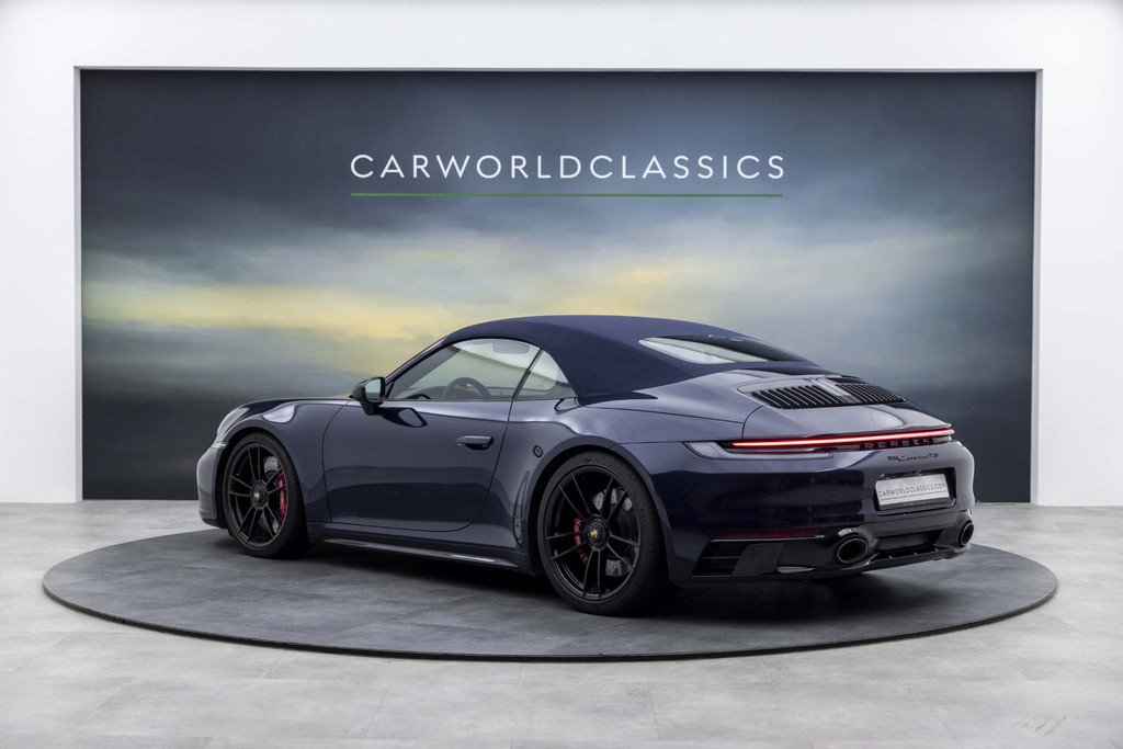 57571302-1.jpg